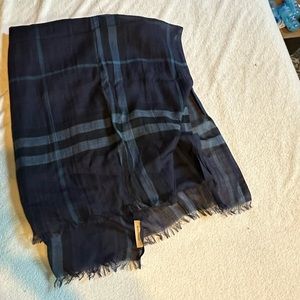 Burberry Check Wool Scarf - Blue